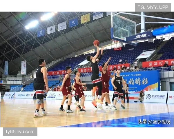 科克赛事激战正酣，选手全力争锋展现巅峰竞技状态