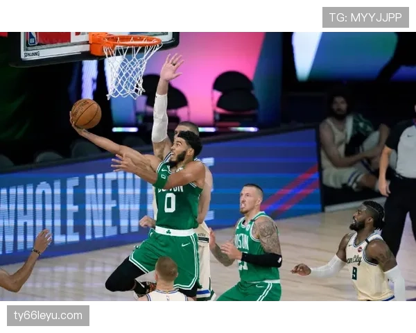 布斯克茨状态回暖，从青涩新星蜕变为中场大师引关注