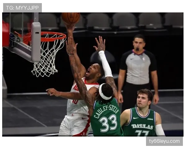 哈维·西蒙斯转型创意先锋，状态回暖成球队未来关键