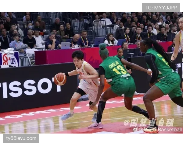 杨舒予比赛场上冷静无比，换到超市买菜那嘴笨到让人笑炸！