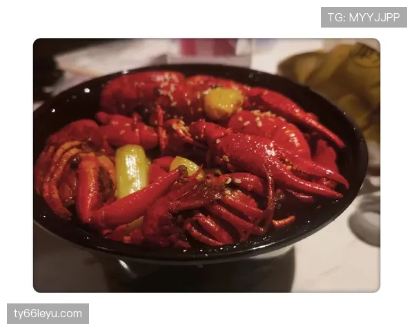 安洗莹每天吃五顿饭还练到凌晨，这哪是运动员，分明是修仙